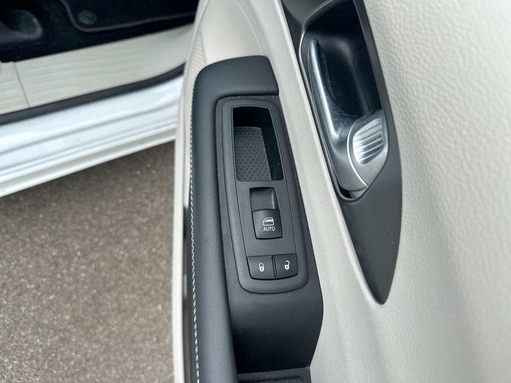 2024 Chrysler Pacifica in Antigonish, Nova Scotia - 46 - w1024h768px