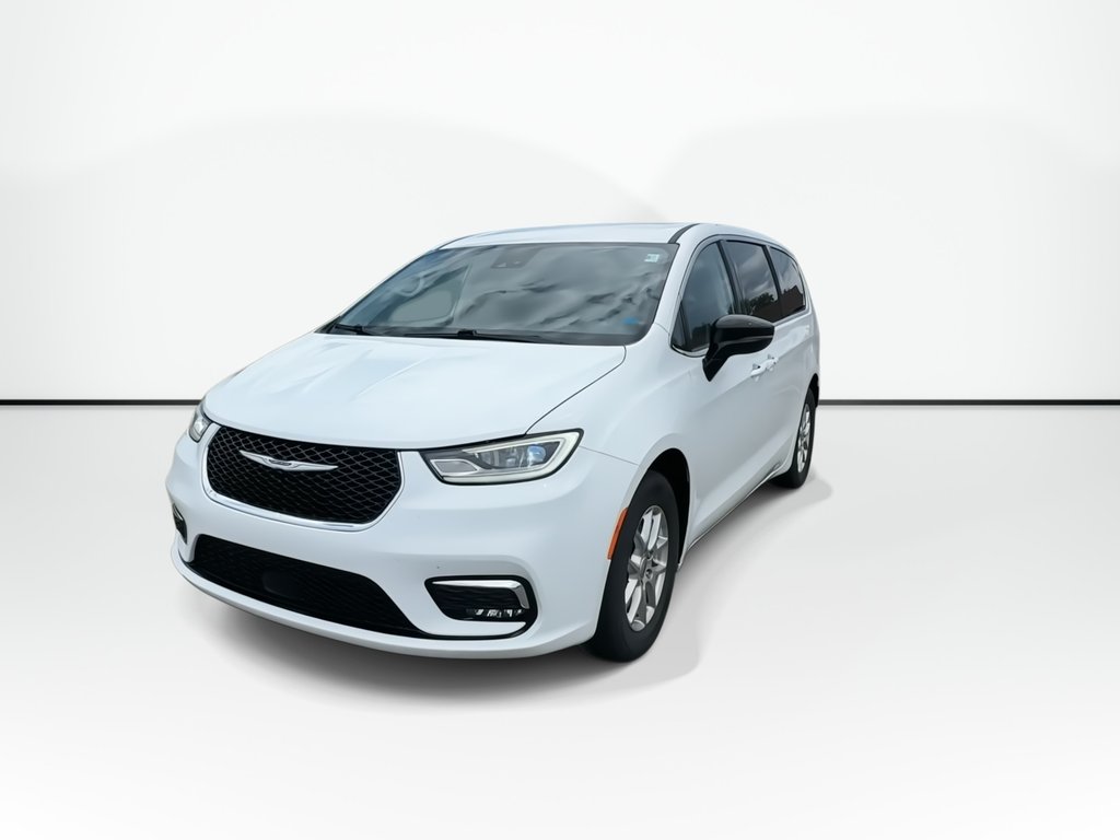 2024 Chrysler Pacifica in Antigonish, Nova Scotia - 6 - w1024h768px