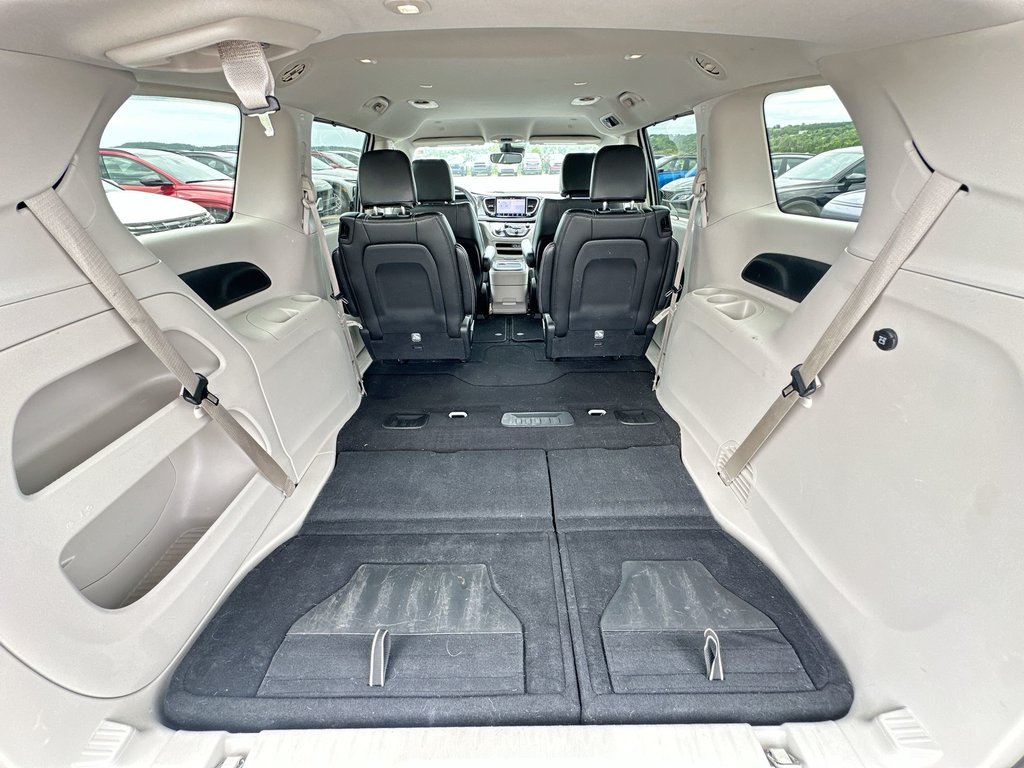 2024 Chrysler Pacifica in Antigonish, Nova Scotia - 37 - w1024h768px