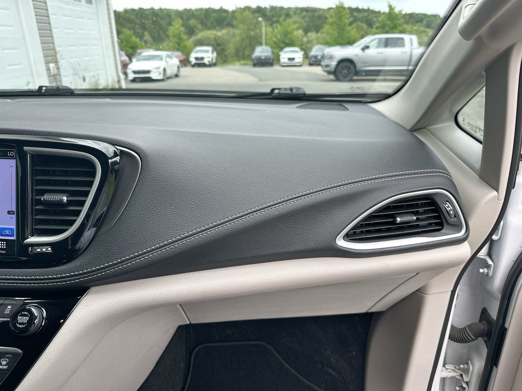 2024 Chrysler Pacifica in Antigonish, Nova Scotia - 44 - w1024h768px