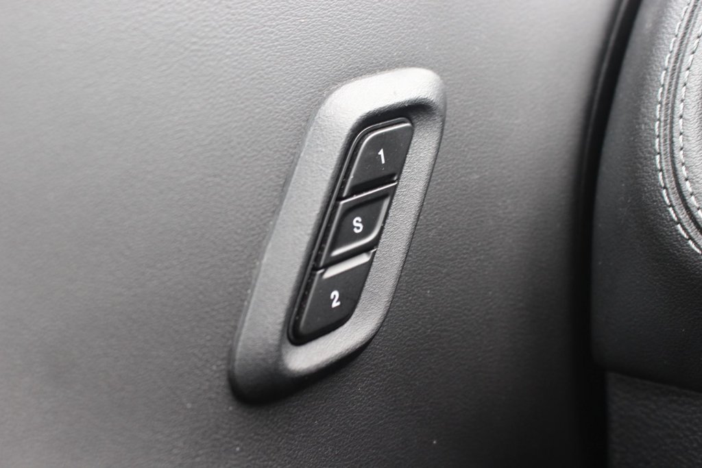 2023 Dodge Challenger in Antigonish, Nova Scotia - 15 - w1024h768px