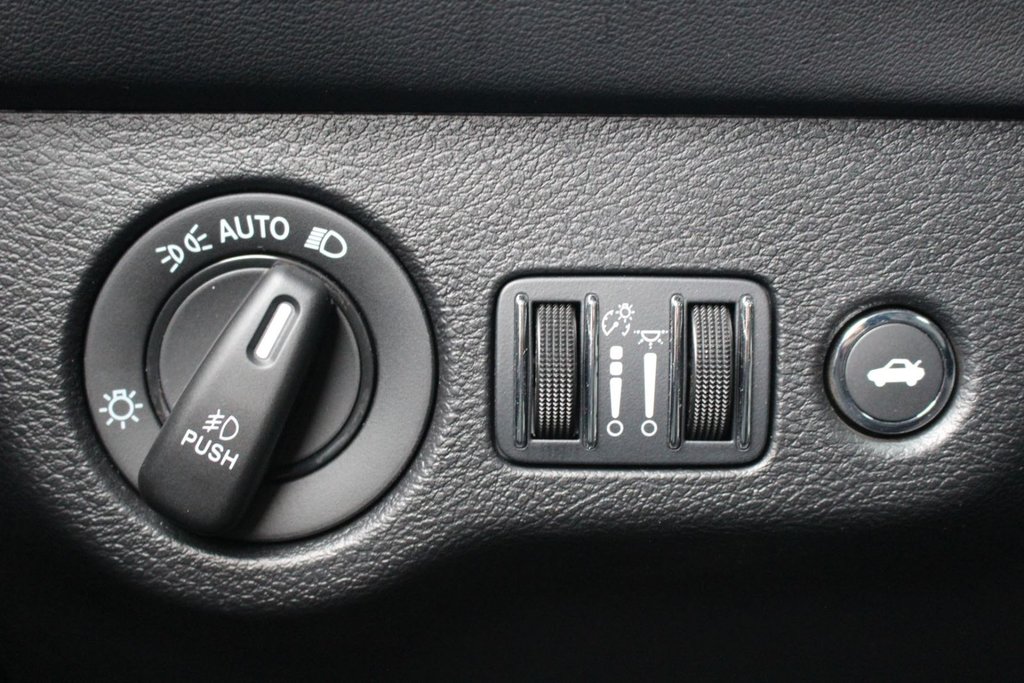 2023 Dodge Challenger R/T PLUS | Leather | Cam | USB | Warranty to 2028 in Saint John, New Brunswick - 20 - w1024h768px