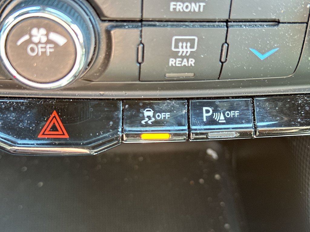 2022 Dodge Durango in Antigonish, Nova Scotia - 22 - w1024h768px