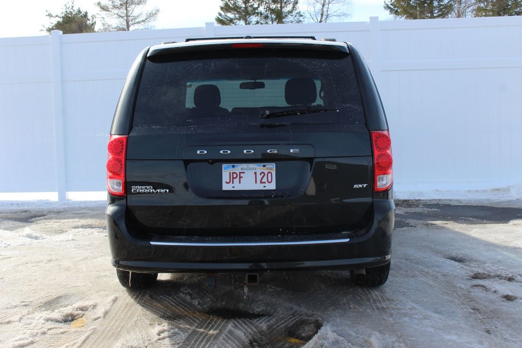 2017 Dodge Grand Caravan in Antigonish, Nova Scotia - 6 - w1024h768px