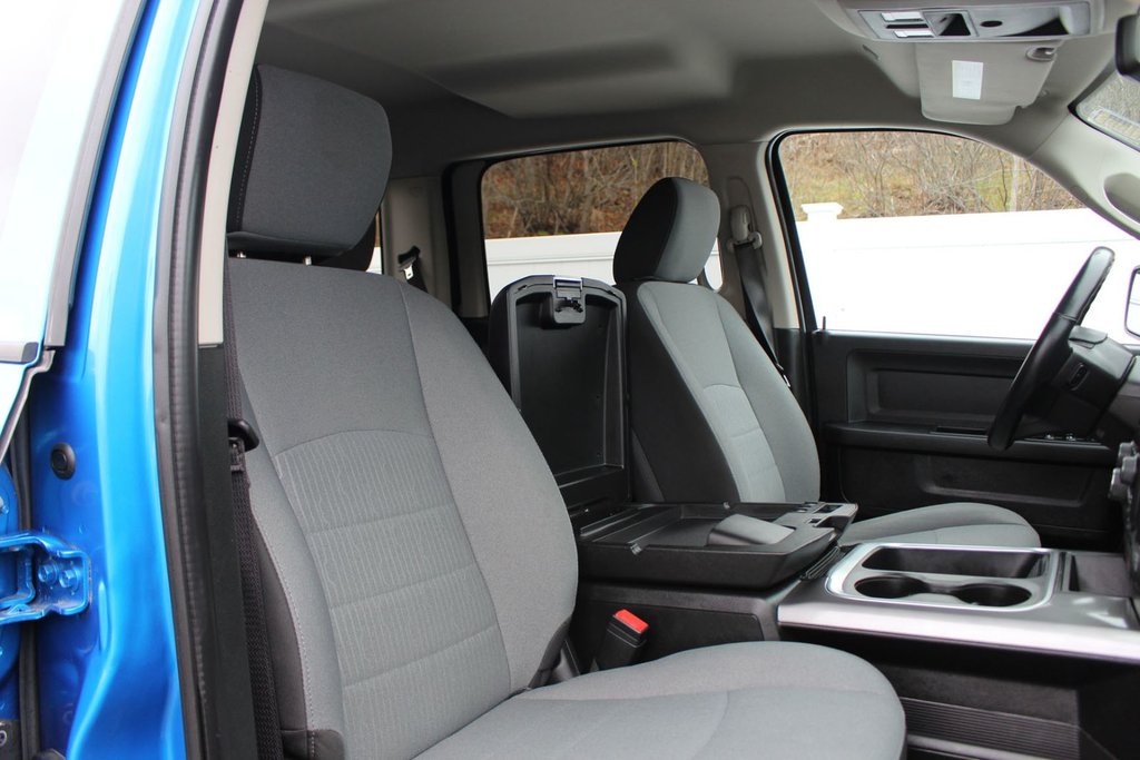 2021  RAM 1500 Express | Cam | USB | HtdSeats | Warranty to 2026 in Saint John, New Brunswick - 41 - w1024h768px