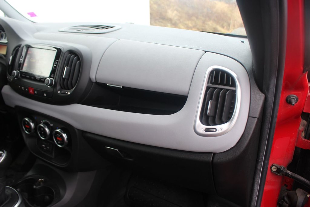 2014 Fiat 500L in Antigonish, Nova Scotia - 41 - w1024h768px