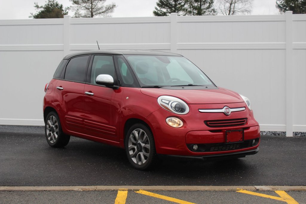 2014 Fiat 500L in Antigonish, Nova Scotia - 1 - w1024h768px