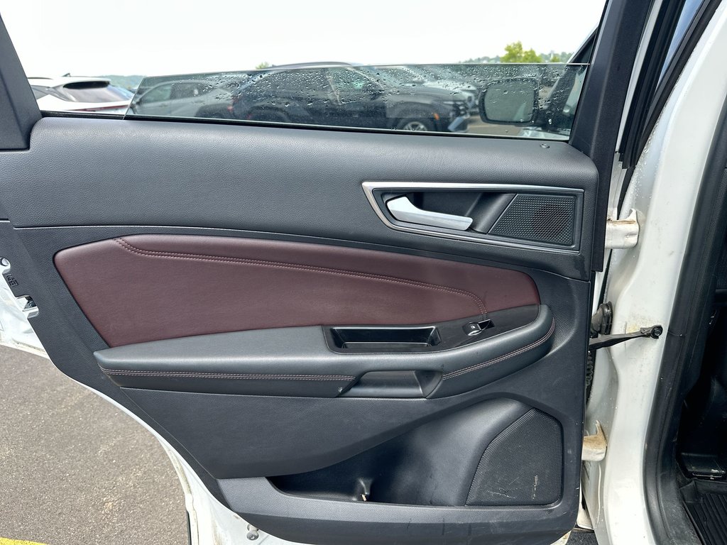 2020 Ford Edge Titanium | Roof | Lthr | Nav | Cam | Bluetooth in Saint John, New Brunswick - 35 - w1024h768px