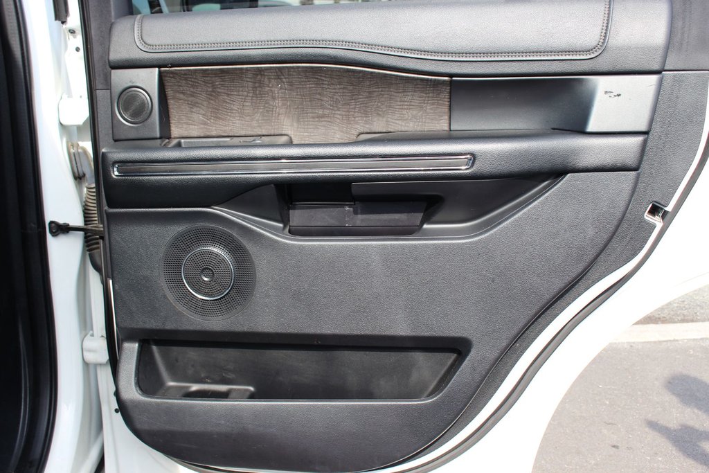 2021 Ford Expedition in Antigonish, Nova Scotia - 48 - w1024h768px