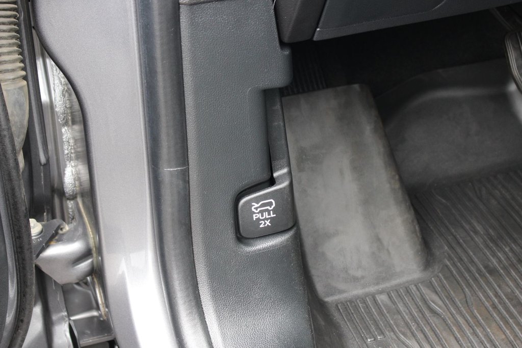 Ford Explorer XLT | SunRoof | HtdSeats | Cam | Bluetooth | Aux 2022 à Saint John, Nouveau-Brunswick - 38 - w1024h768px