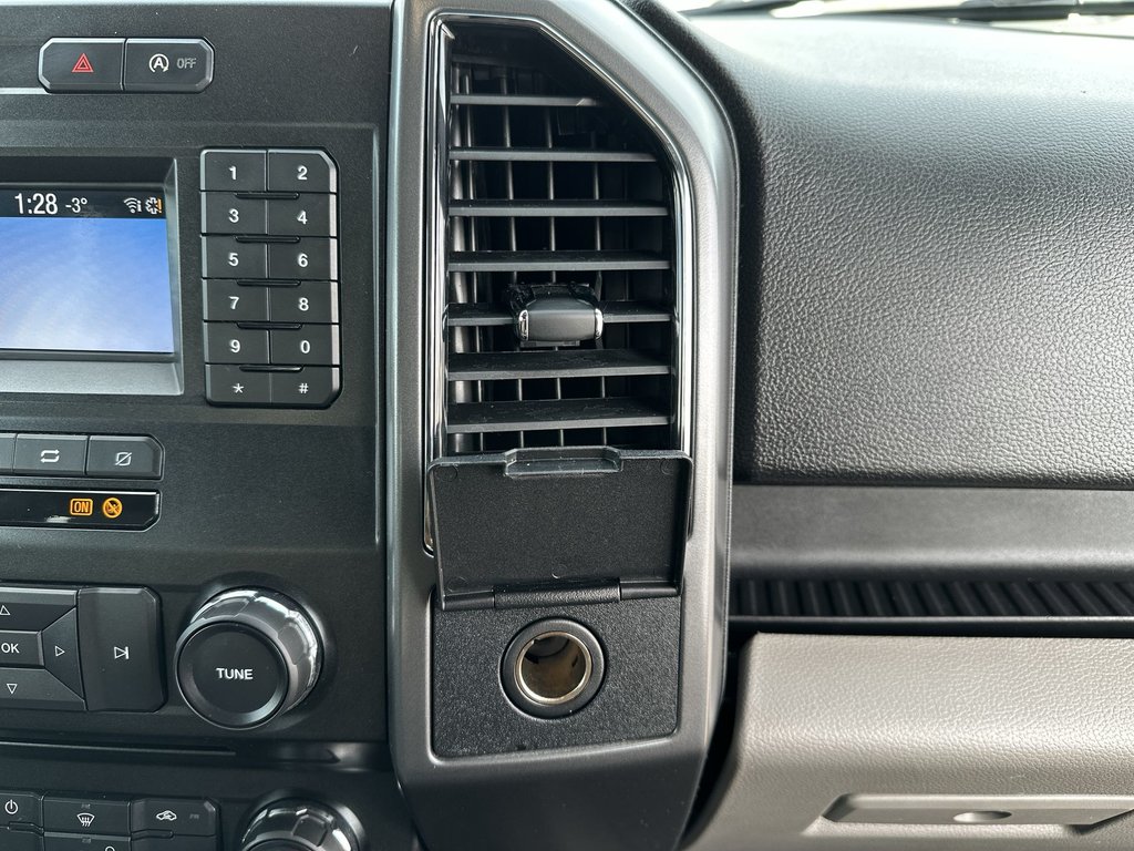 Ford F-150 XLT | Cam | Cruise | Aux | USB | AC 2018 à Saint John, Nouveau-Brunswick - 45 - w1024h768px