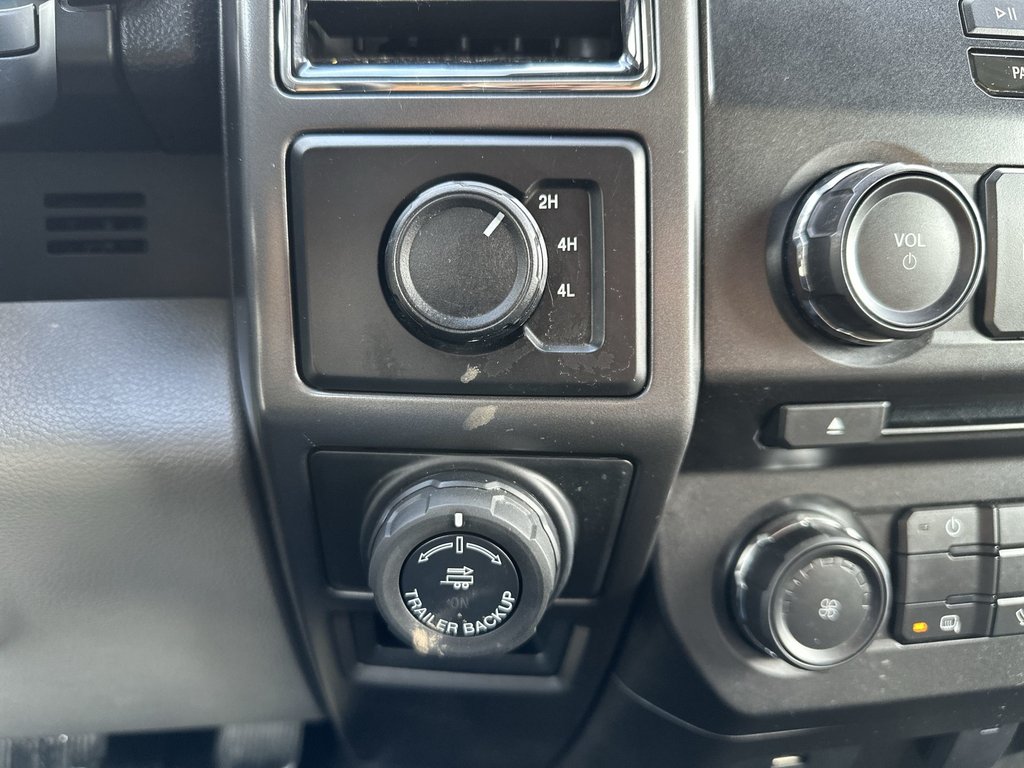 Ford F-150 XLT | Cam | Cruise | Aux | USB | AC 2018 à Saint John, Nouveau-Brunswick - 31 - w1024h768px