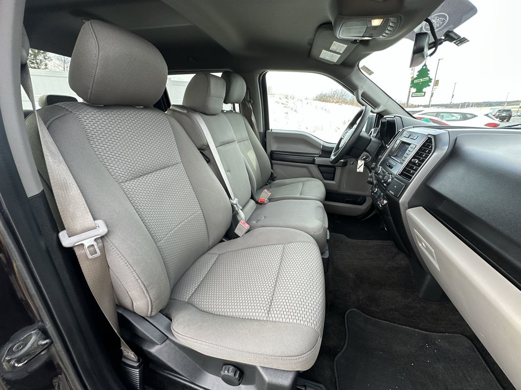 Ford F-150 XLT | Cam | Cruise | Aux | USB | AC 2018 à Saint John, Nouveau-Brunswick - 50 - w1024h768px