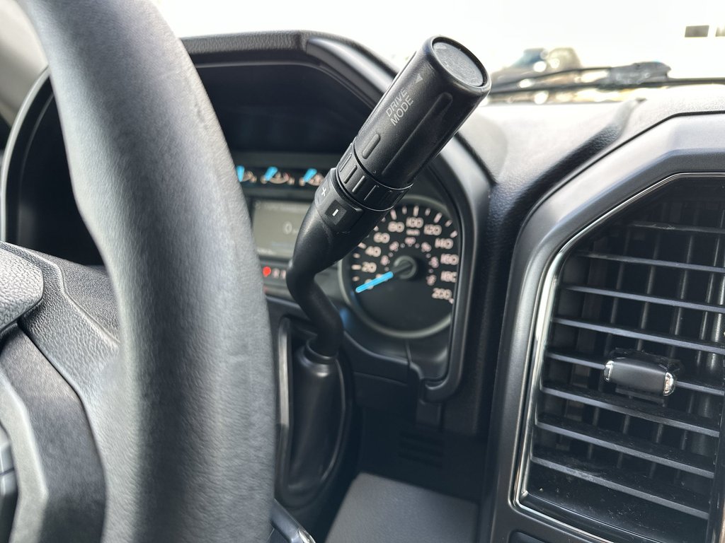 Ford F-150 XLT | Cam | Cruise | Aux | USB | AC 2018 à Saint John, Nouveau-Brunswick - 29 - w1024h768px