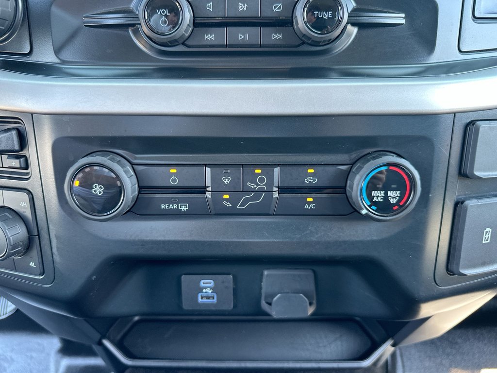 2022 Ford F-150 XLT | HtsSts | Cam | Aux | USB | Warranty to 2027 in Saint John, New Brunswick - 27 - w1024h768px
