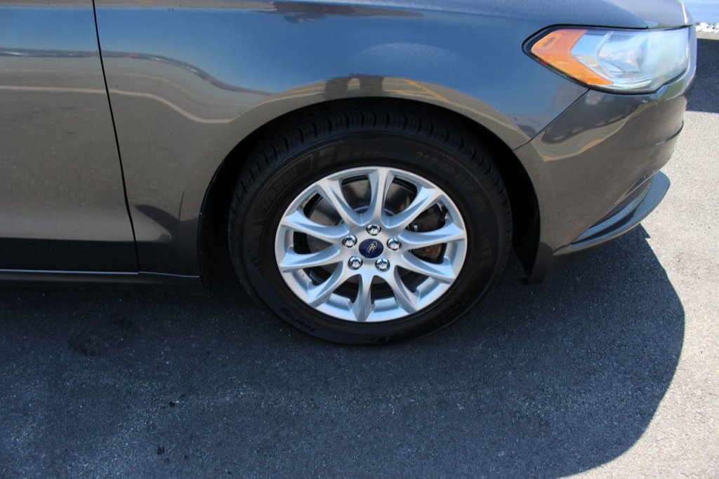 2017 Ford Fusion in Antigonish, Nova Scotia - 9 - w1024h768px