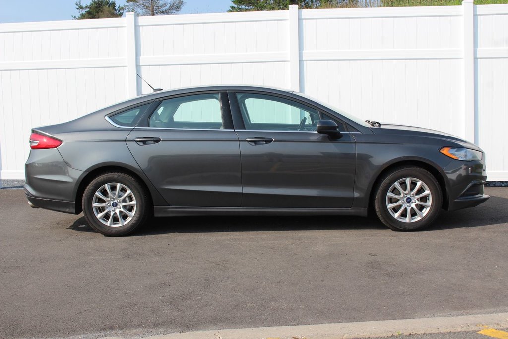Ford Fusion S | Cam | USB | Bluetooth | Keyless | Cruise 2017 à Saint John, Nouveau-Brunswick - 7 - w1024h768px