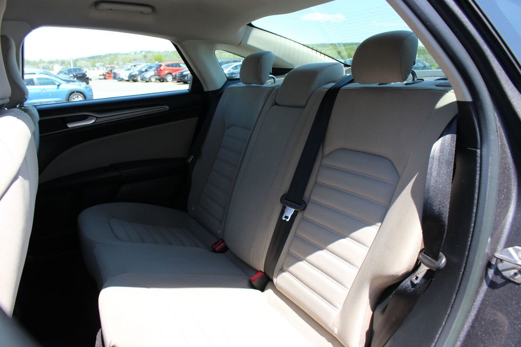 2017 Ford Fusion in Antigonish, Nova Scotia - 30 - w1024h768px