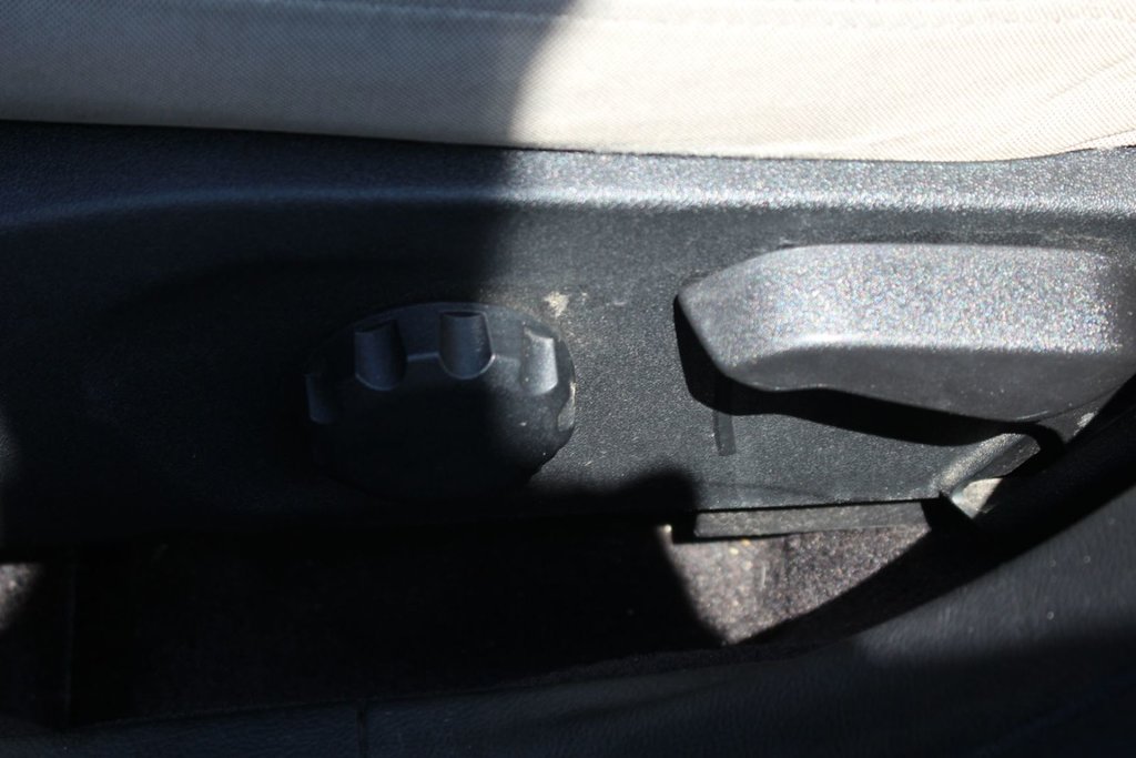 2017 Ford Fusion in Antigonish, Nova Scotia - 13 - w1024h768px