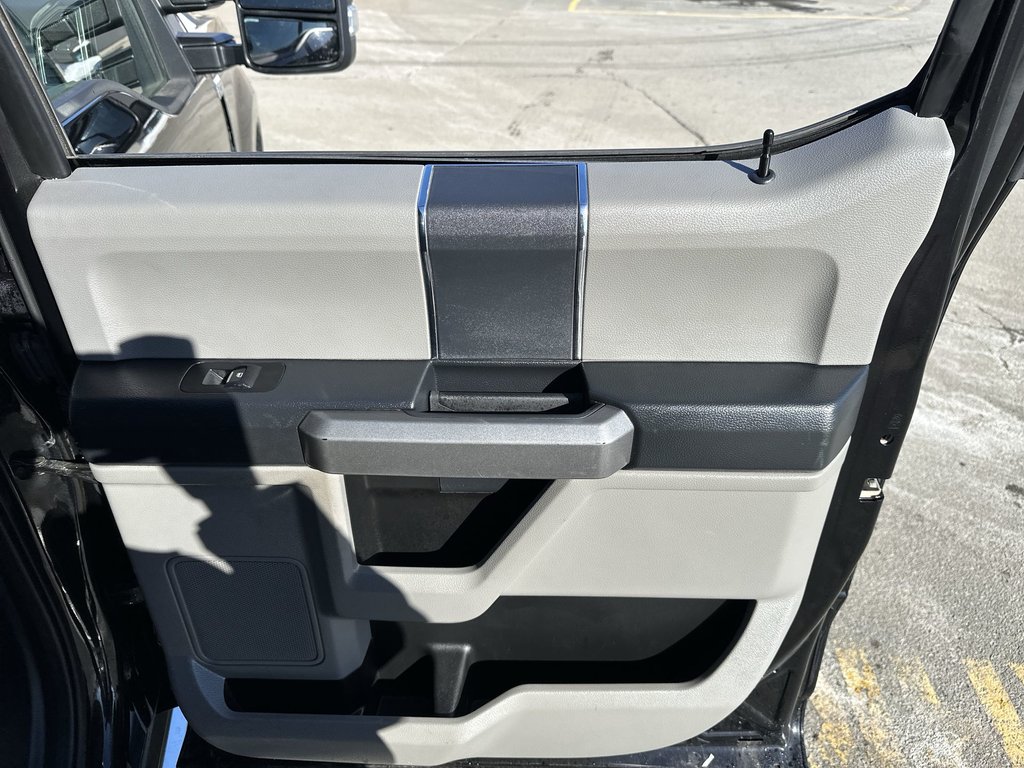 2022 Ford Super Duty F-250 SRW in Antigonish, Nova Scotia - 41 - w1024h768px