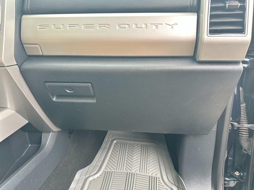 Ford Super Duty F-250 SRW LARIAT | Roof | Cam | Lthr | Warranty to 2027 2022 à Saint John, Nouveau-Brunswick - 40 - w1024h768px