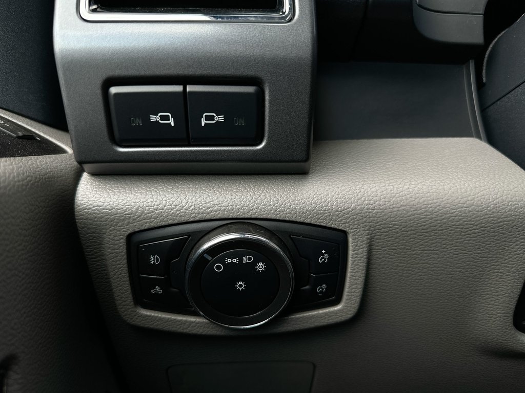 2022 Ford SUPER DUTY F-250 SRW in Antigonish, Nova Scotia - 47 - w1024h768px