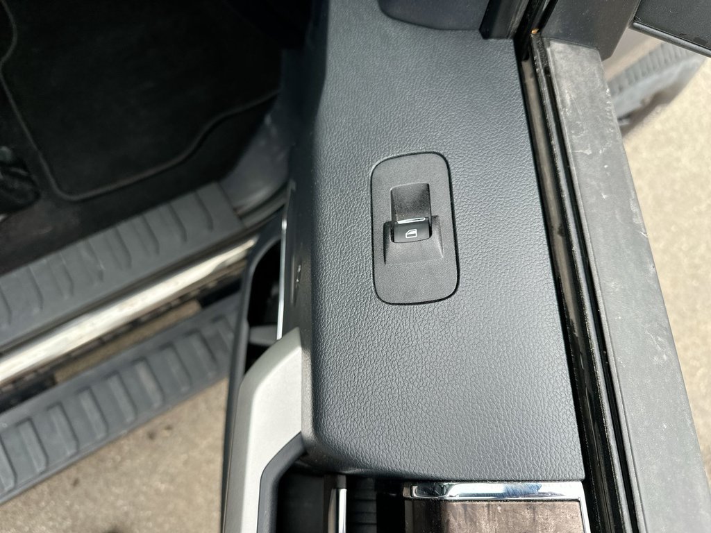 2022 Ford Super Duty F-250 SRW LARIAT | Lthr | Roof | HtdSeat | Warranty to 2026 in Saint John, New Brunswick - 46 - w1024h768px