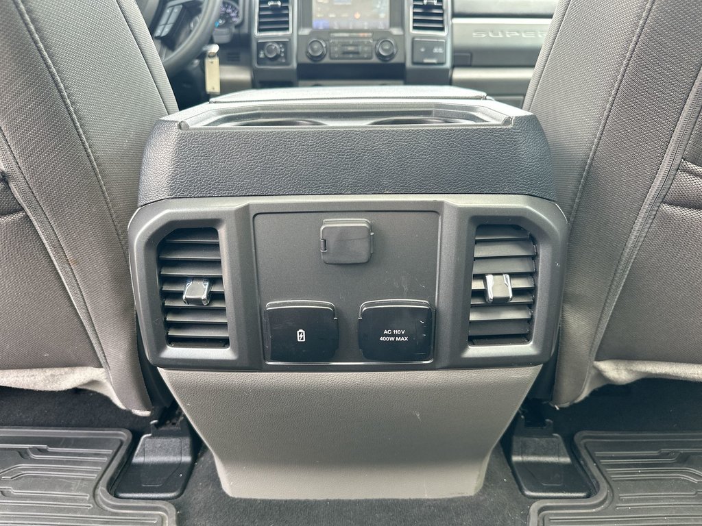 2022 Ford Super Duty F-250 SRW XLT | GAS  Roof | Cam | Bluetooth | Htd Sts | Aux in Saint John, New Brunswick - 48 - w1024h768px