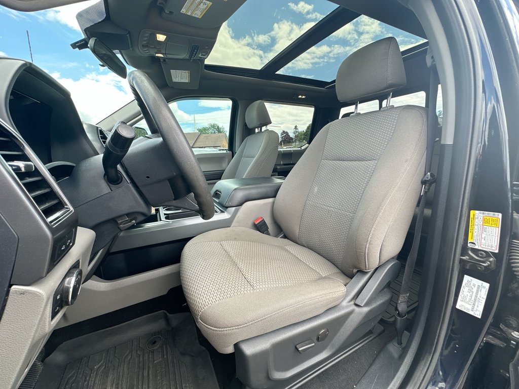 2022 Ford Super Duty F-250 SRW XLT | GAS  Roof | Cam | Bluetooth | Htd Sts | Aux in Saint John, New Brunswick - 11 - w1024h768px