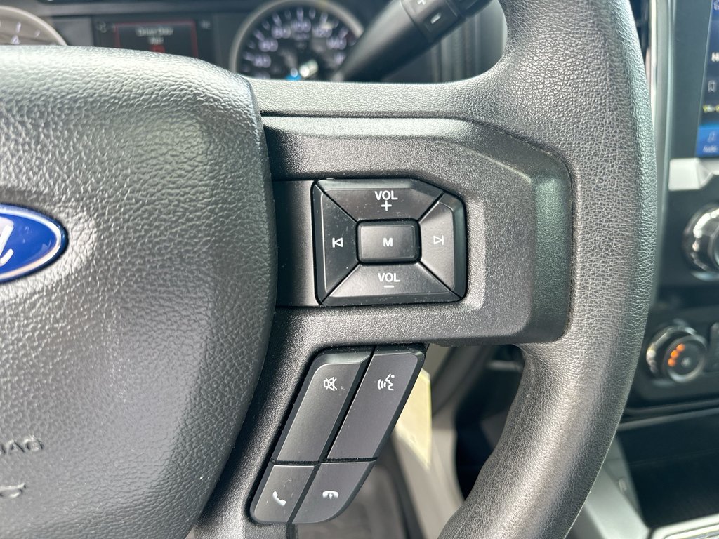 2022 Ford Super Duty F-250 SRW XLT | GAS  Roof | Cam | Bluetooth | Htd Sts | Aux in Saint John, New Brunswick - 21 - w1024h768px