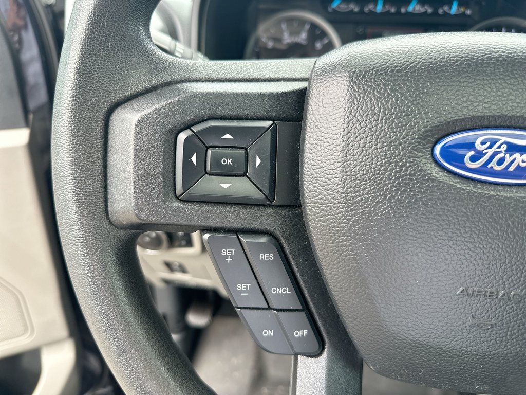 2022 Ford Super Duty F-250 SRW XLT | GAS  Roof | Cam | Bluetooth | Htd Sts | Aux in Saint John, New Brunswick - 20 - w1024h768px