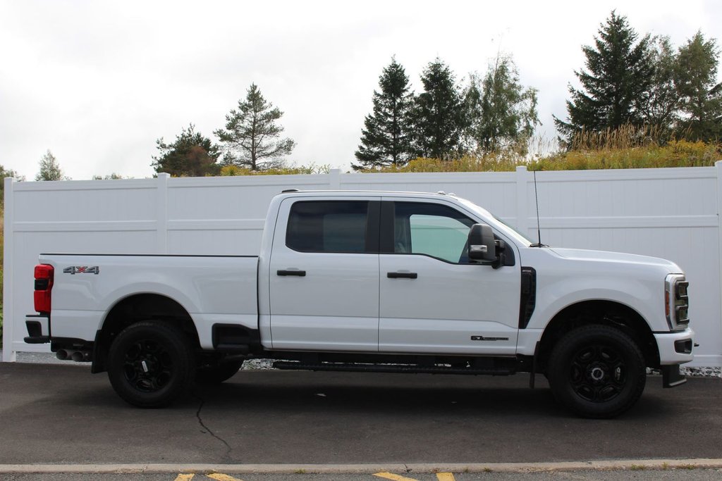 2025 Ford Super Duty F-250 SRW in Antigonish, Nova Scotia - 2 - w1024h768px
