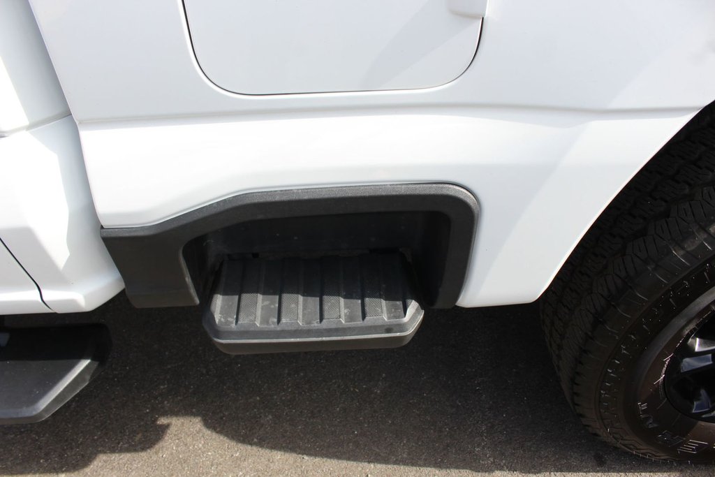 2025 Ford Super Duty F-250 SRW in Antigonish, Nova Scotia - 23 - w1024h768px