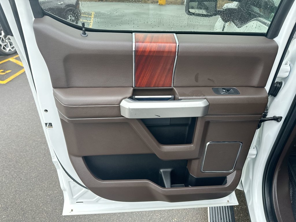 2022 Ford Super Duty F-350 DRW in Antigonish, Nova Scotia - 34 - w1024h768px