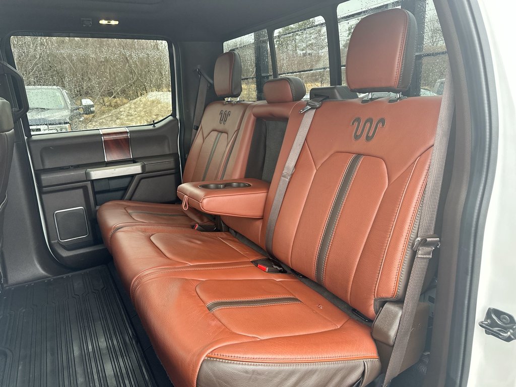 2022 Ford Super Duty F-350 DRW in Antigonish, Nova Scotia - 32 - w1024h768px