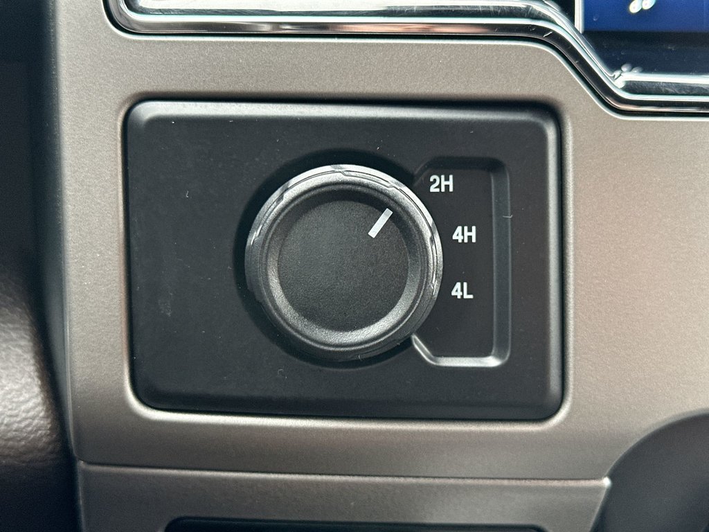 2022 Ford Super Duty F-350 DRW in Antigonish, Nova Scotia - 22 - w1024h768px