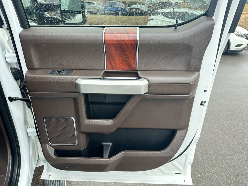 2022 Ford Super Duty F-350 DRW in Antigonish, Nova Scotia - 38 - w1024h768px