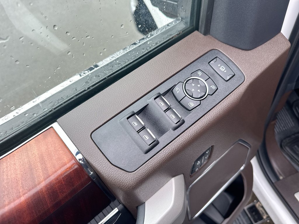 2022 Ford Super Duty F-350 DRW in Antigonish, Nova Scotia - 15 - w1024h768px