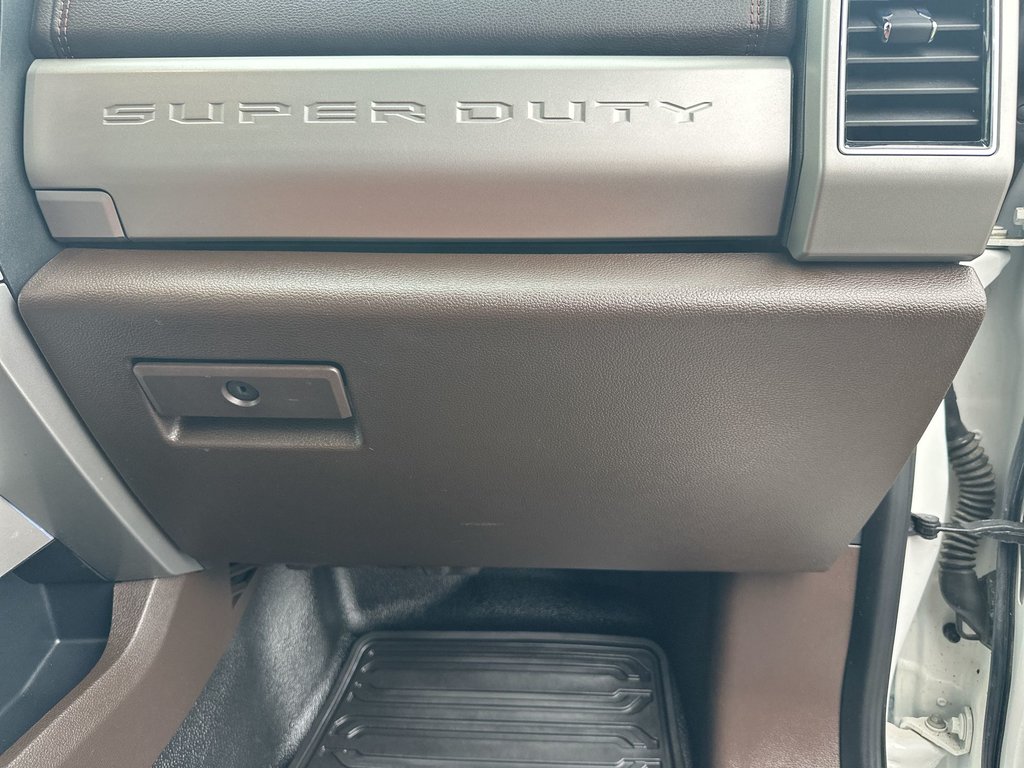 2022 Ford Super Duty F-350 DRW in Antigonish, Nova Scotia - 41 - w1024h768px