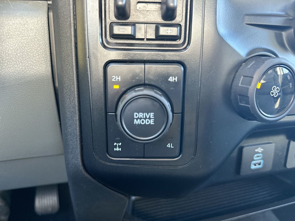 2024 Ford Super Duty F-350 SRW XLT | Diesel | Cam | Bluetooth | Warranty to 2029 in Saint John, New Brunswick - 22 - w1024h768px