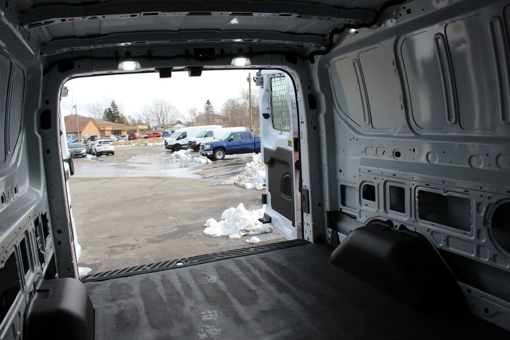 2020 Ford TRANSIT-250 in Antigonish, Nova Scotia - 37 - w1024h768px