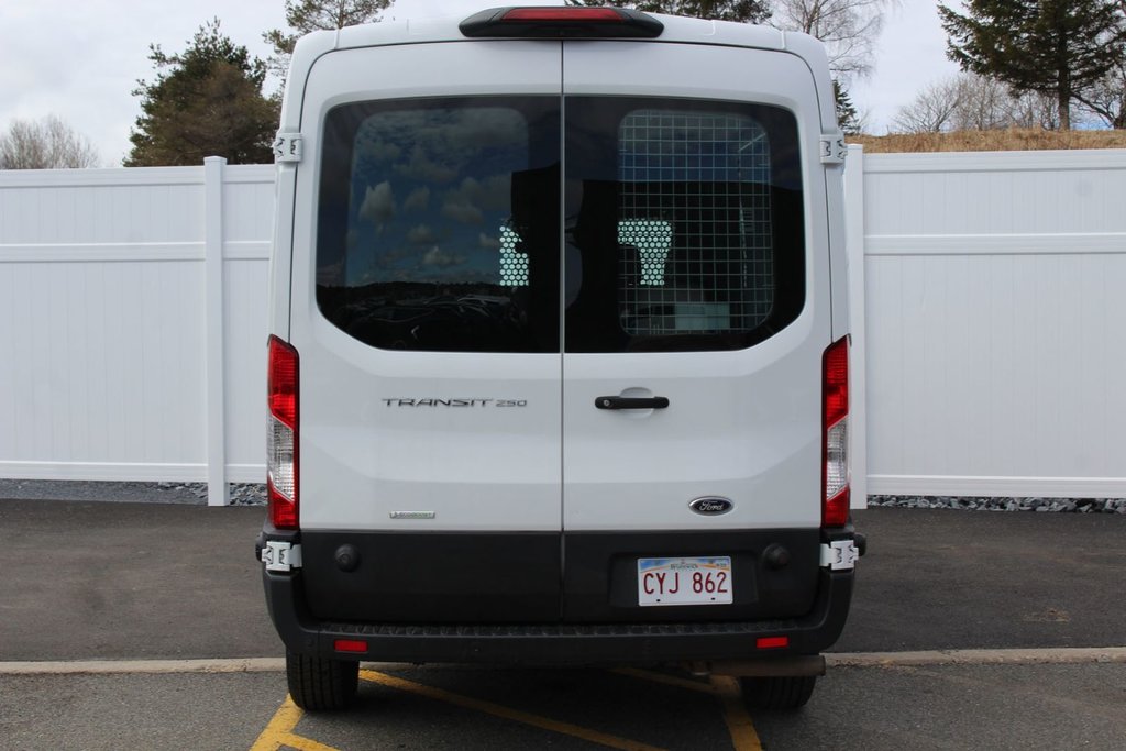 2020 Ford TRANSIT-250 in Antigonish, Nova Scotia - 6 - w1024h768px