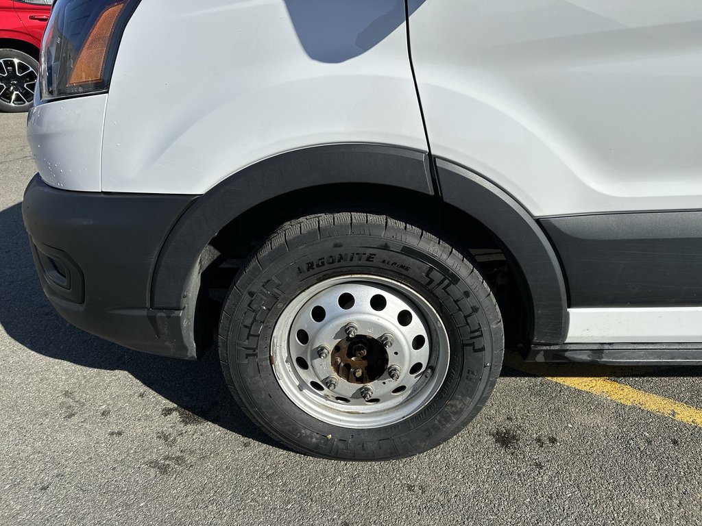 Ford Transit Cargo Van Base | Cam | Bluetooth | AC | Warranty to 2029 2024 à Saint John, Nouveau-Brunswick - 10 - w1024h768px