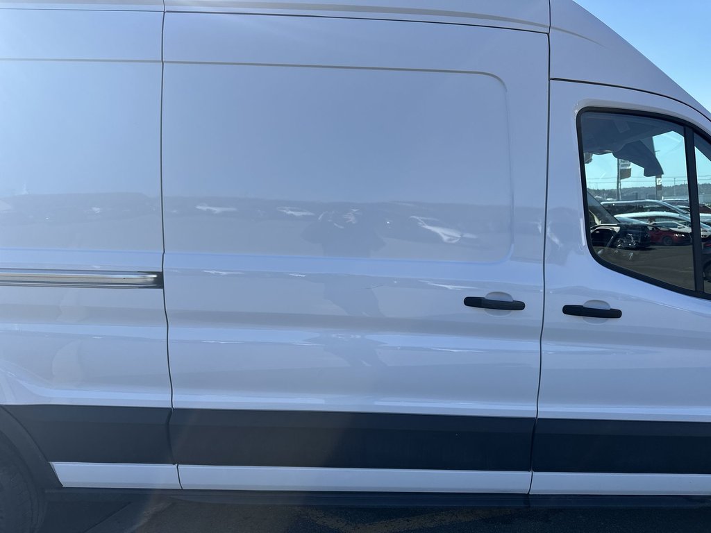 Ford Transit Cargo Van Base | Cam | Bluetooth | AC | Warranty to 2029 2024 à Saint John, Nouveau-Brunswick - 33 - w1024h768px