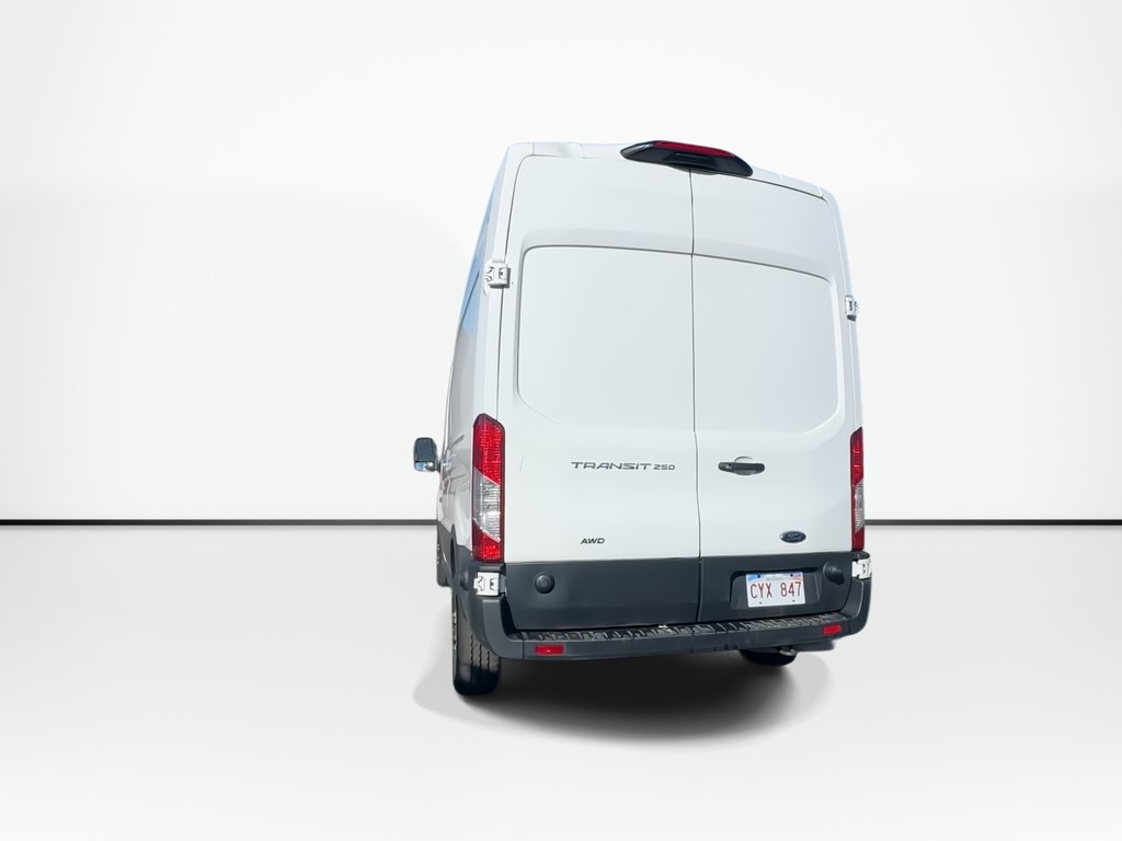 Ford Transit Cargo Van Base | Cam | Bluetooth | AC | Warranty to 2029 2024 à Saint John, Nouveau-Brunswick - 3 - w1024h768px