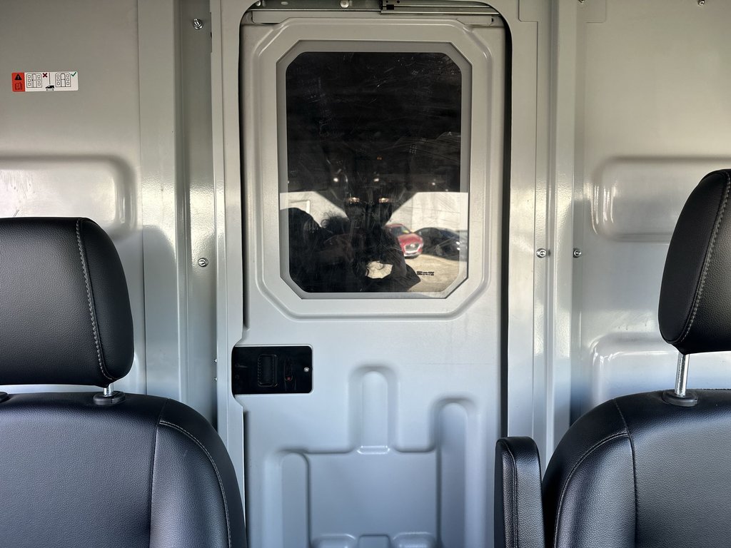 Ford Transit Cargo Van Base | Cam | Bluetooth | AC | Warranty to 2029 2024 à Saint John, Nouveau-Brunswick - 40 - w1024h768px
