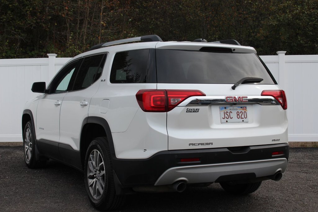 2018  Acadia SLE | SunRoof | Cam | USB | HtdSeats | Bluetooth in Saint John, New Brunswick - 5 - w1024h768px