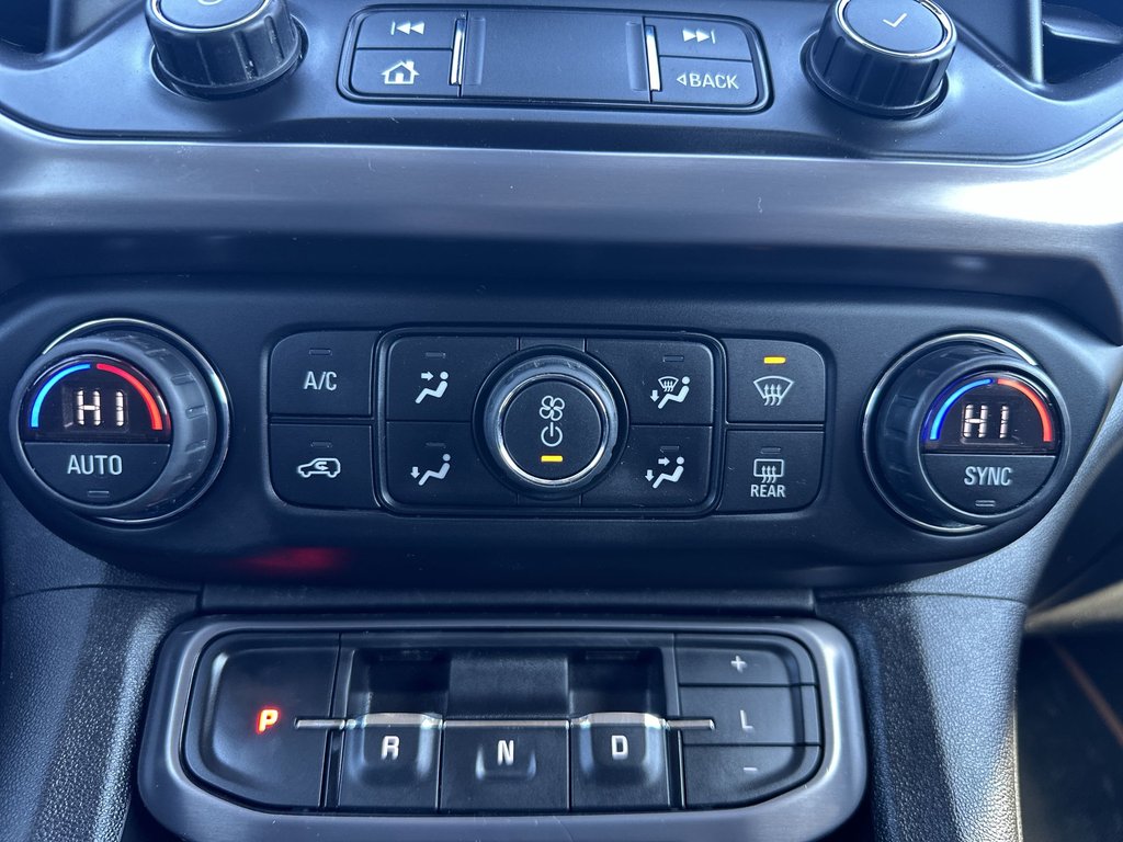 GMC Acadia AT4 | Cam | HtdSeats | Bluetooth | Aux | Cruise 2021 à Saint John, Nouveau-Brunswick - 27 - w1024h768px