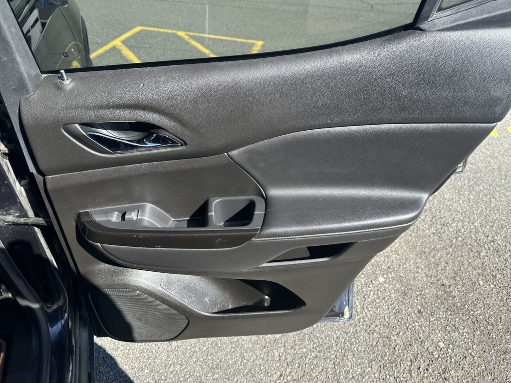 GMC Acadia AT4 | Cam | HtdSeats | Bluetooth | Aux | Cruise 2021 à Saint John, Nouveau-Brunswick - 39 - w1024h768px