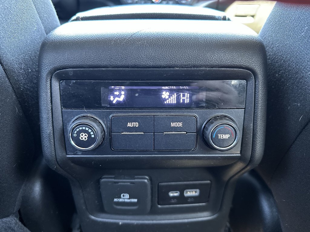 GMC Acadia AT4 | Cam | HtdSeats | Bluetooth | Aux | Cruise 2021 à Saint John, Nouveau-Brunswick - 47 - w1024h768px